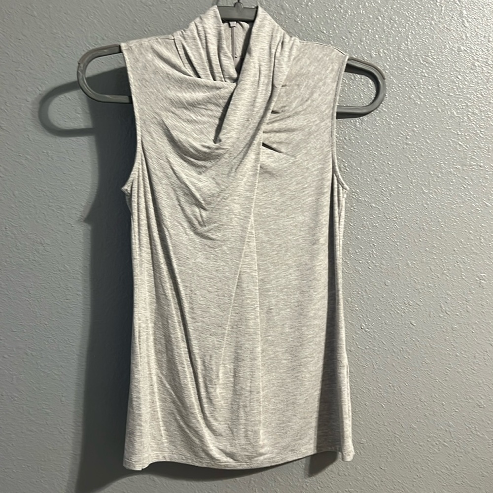 Elite Tahari Sleeveless Top